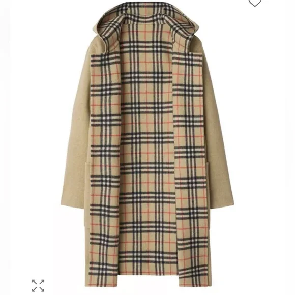New Burberry Luxurious Reversible Hooded Coat with Plaid Trim - Picture 4 of 10
